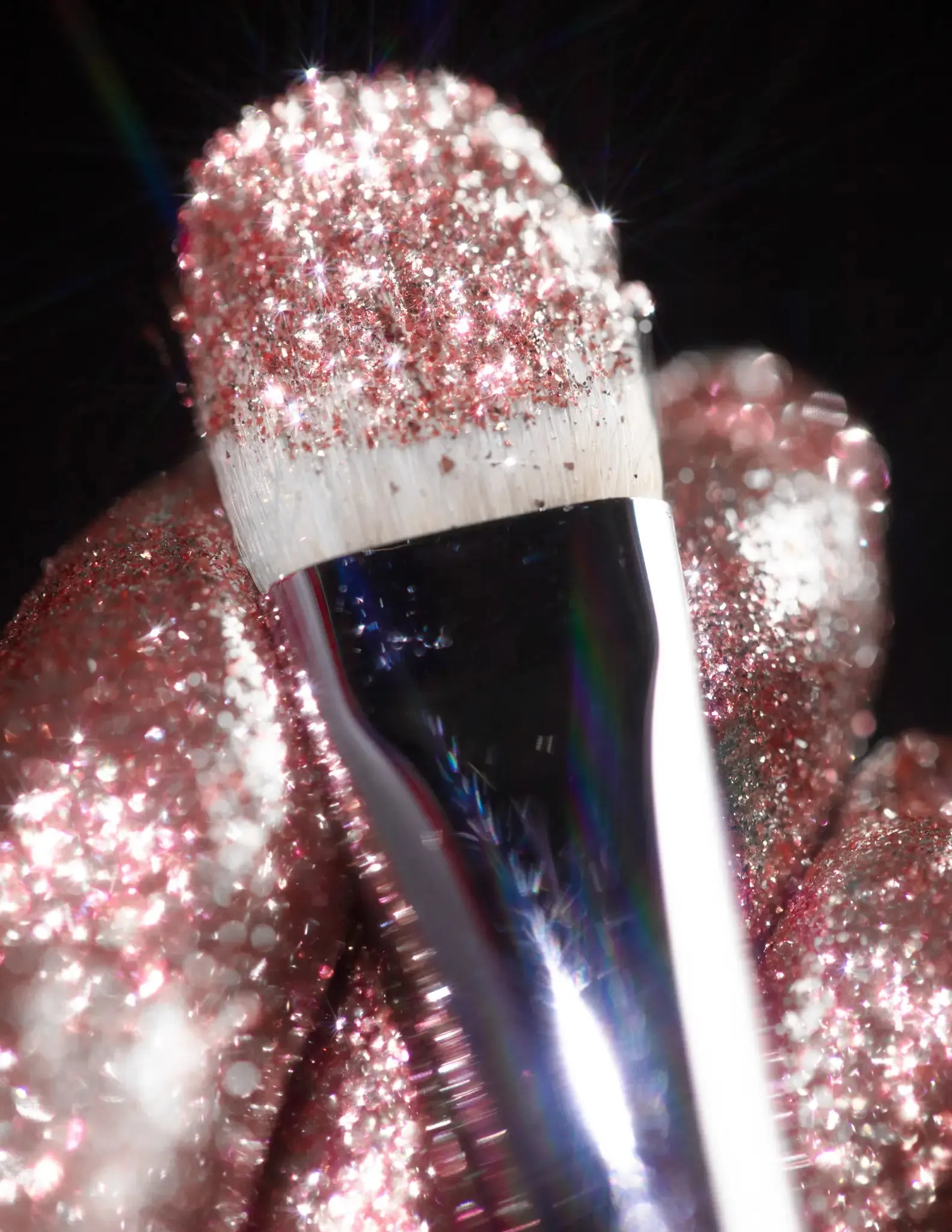 #09 Silver Red Eyeshadow Glitter