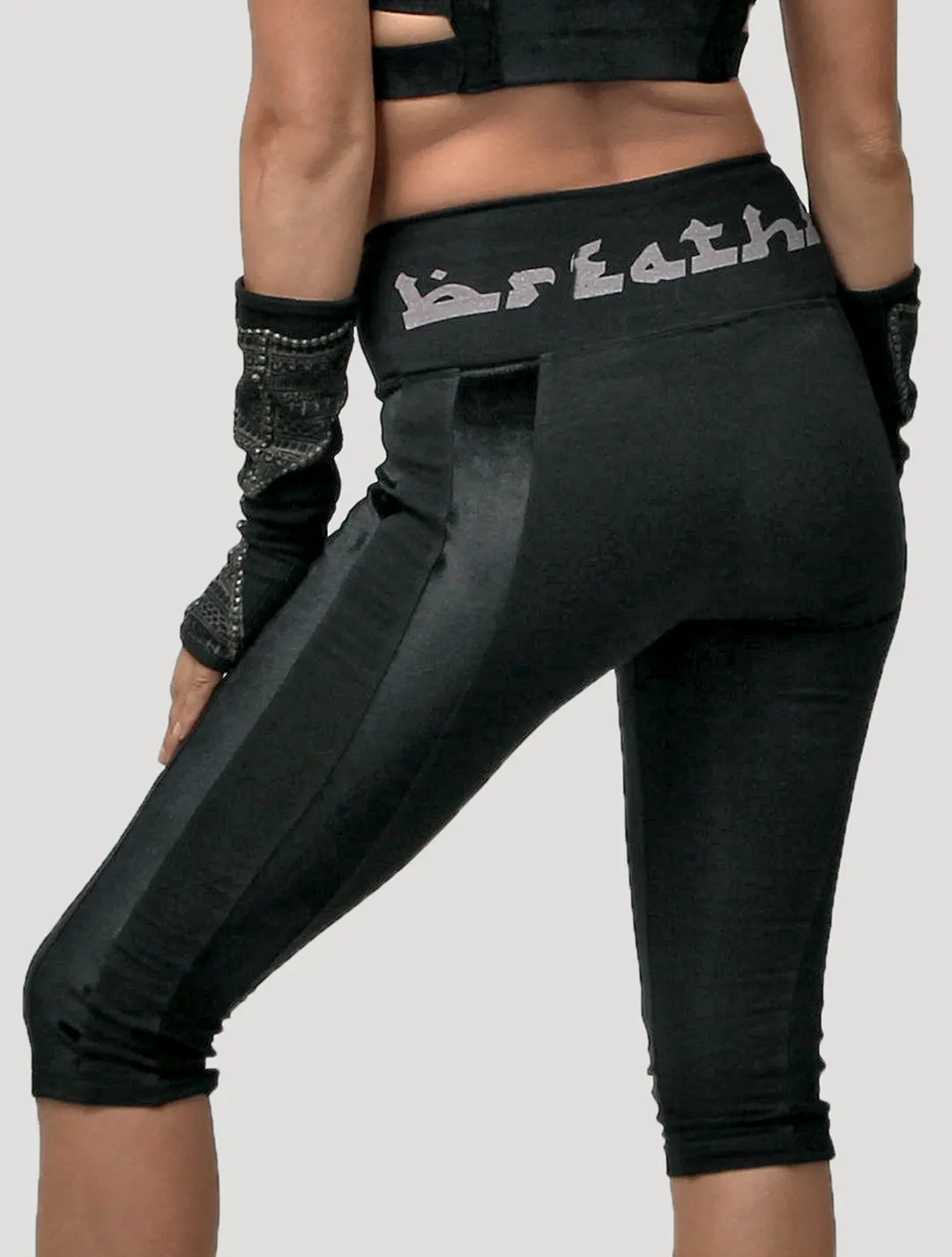 Bolt 3/4 Leggings