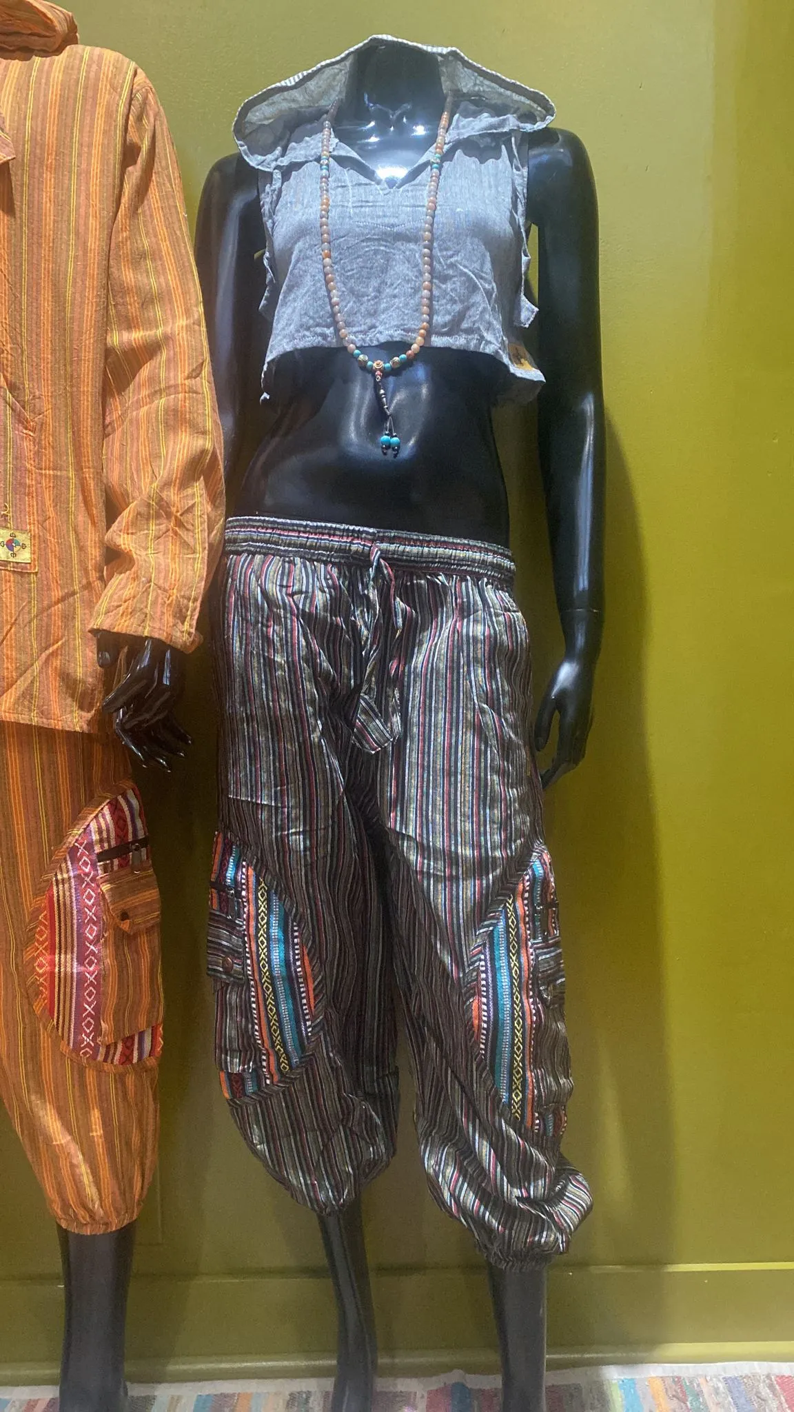 Cotton 7-Pocket Patchwork Capri Pants - Stripes