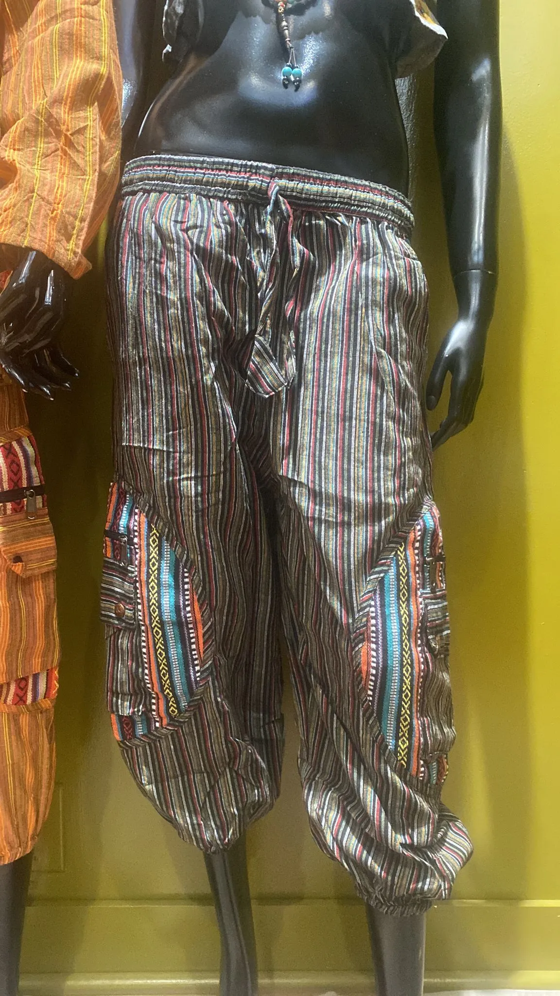 Cotton 7-Pocket Patchwork Capri Pants - Stripes
