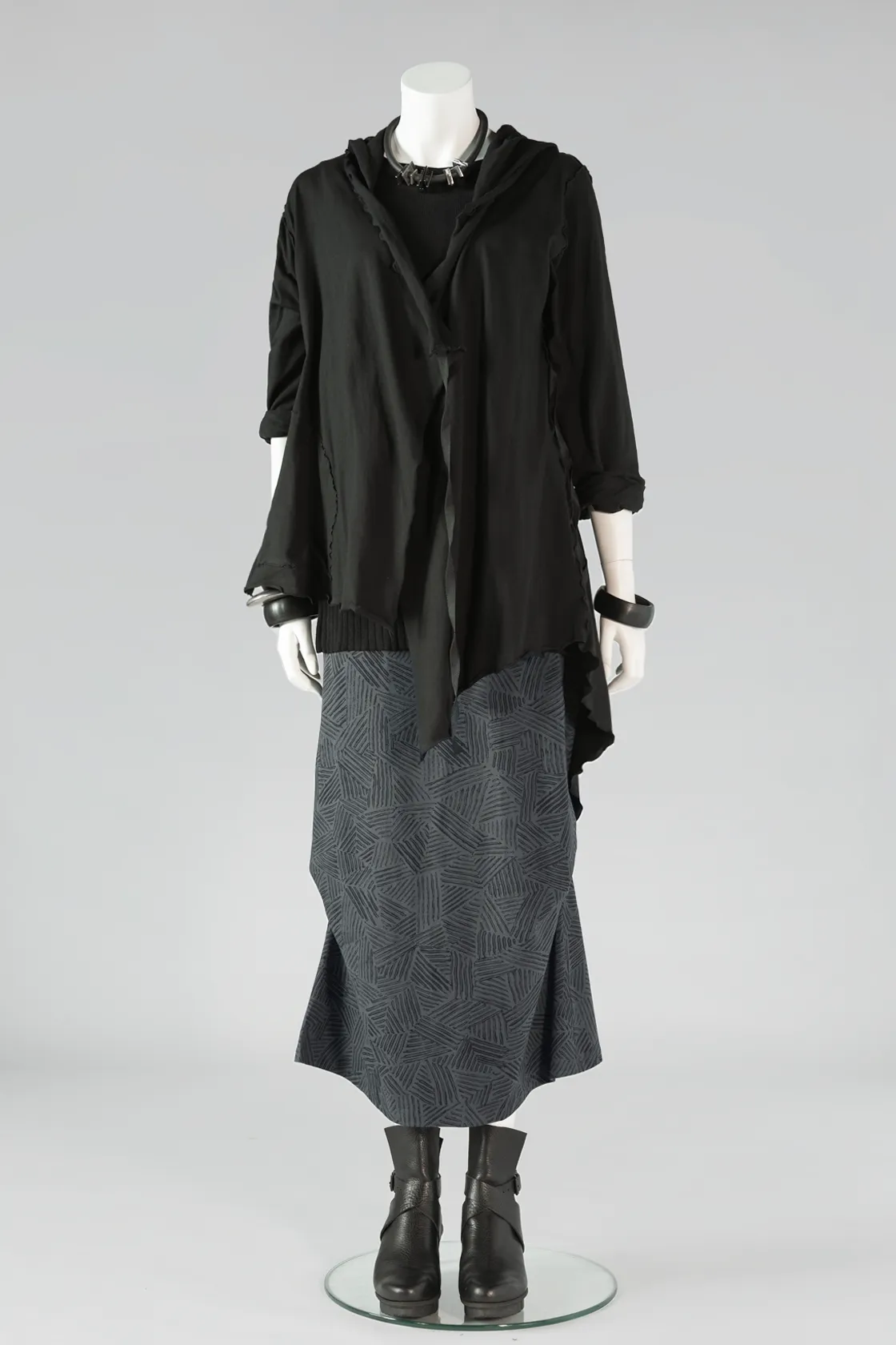 Escape Skirt in Charcoal Print Tokyo