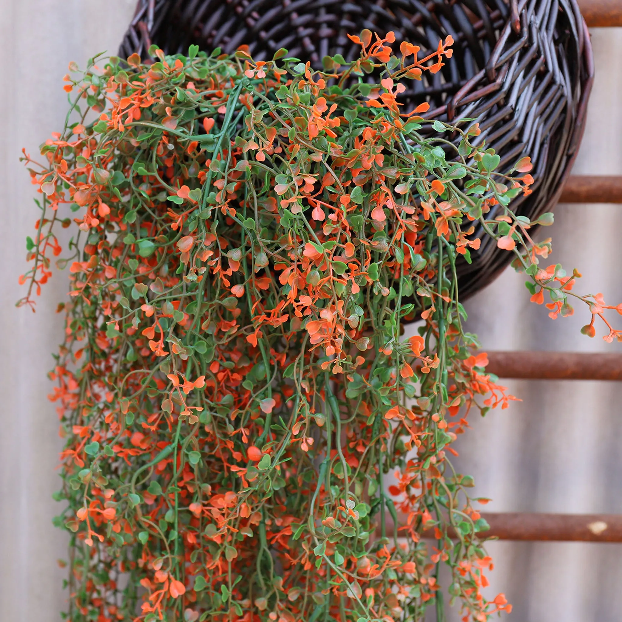 Plastic Hanging Plant Leaf Vines for Outdoor